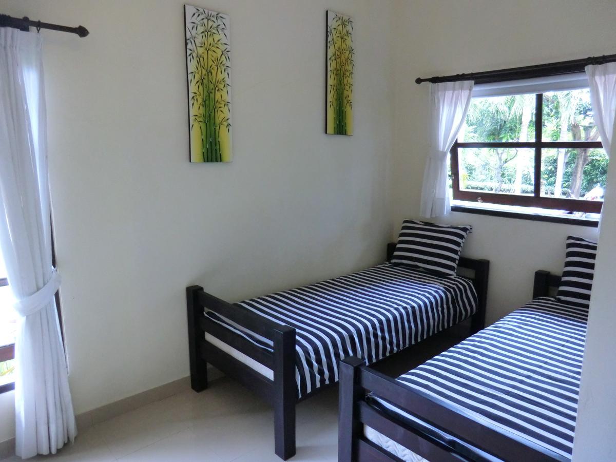 Villa Pelangi Bali Seririt  Exterior photo