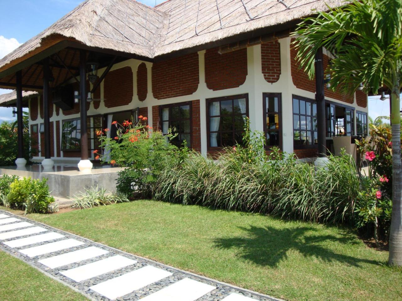 Villa Pelangi Bali Seririt  Exterior photo